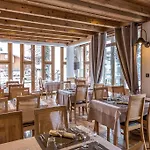 Logis Gai Soleil Hotel Samoëns