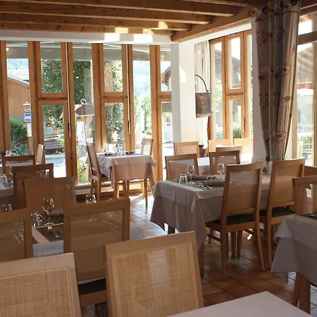 Logis Gai Soleil 3* Самоен