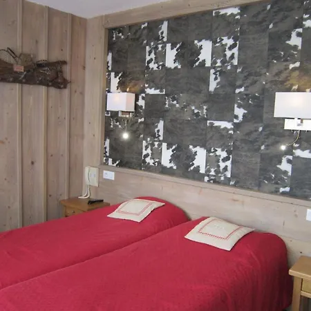 Отель Logis Gai Soleil 3*