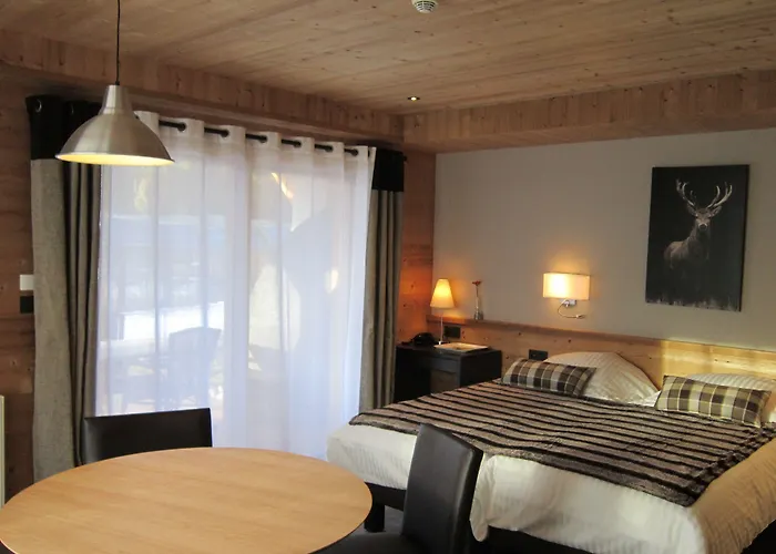 Hotel Logis Gai Soleil Samoëns