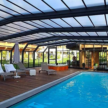 فندق Logis Gai Soleil سامووه