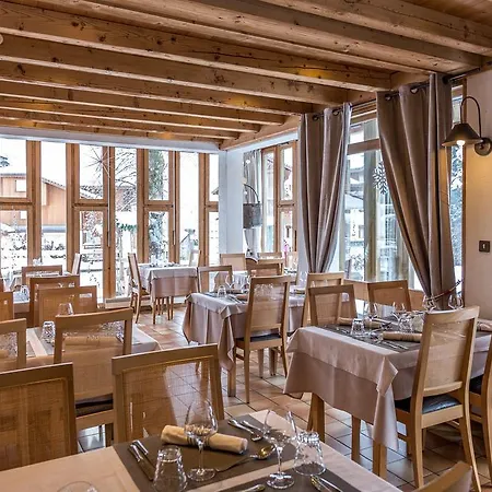 Logis Gai Soleil Hotel Samoens