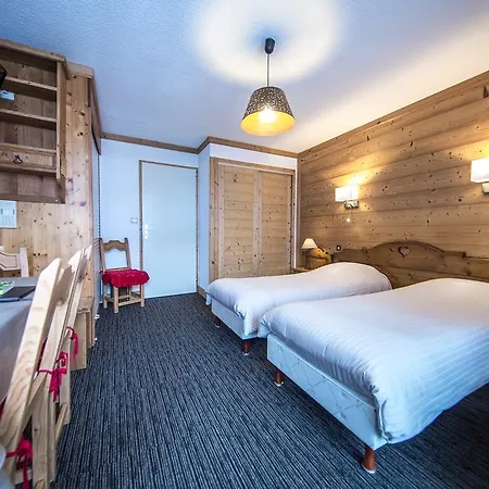 Hotel Logis Gai Soleil 3*